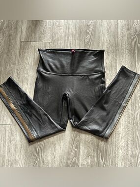 Spanx Faux Leather Stripe Leggings, Sz L